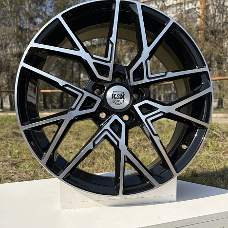 Вудроф (КС1044) 7.000xR18 5x110 DIA65.1 ET40 алмаз черный Вудроф (КС1044) 7.000xR18 5x110 DIA65.1 ET40 алмаз черный