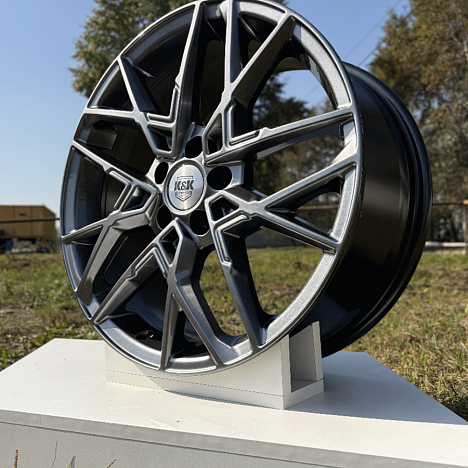 Вудроф (КС1044) 7.000xR18 5x108 DIA63.35 ET50 дарк платинум Вудроф (КС1044) 7.000xR18 5x108 DIA63.35 ET50 дарк платинум