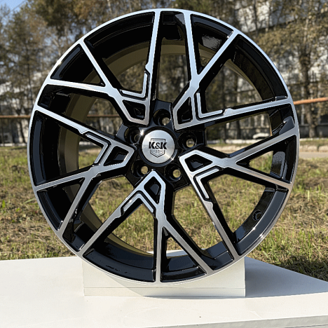 Вудроф (КС1044) 7.000xR18 5x115 DIA70.2 ET43 алмаз черный Вудроф (КС1044) 7.000xR18 5x115 DIA70.2 ET43 алмаз черный